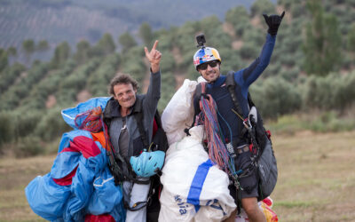 El Festival Internacional del Aire “El Yelmo” acogerá la entrega de las Medallas al Mérito Deportivo del COE a las leyendas del parapente Horacio Llorens y Raúl Rodríguez